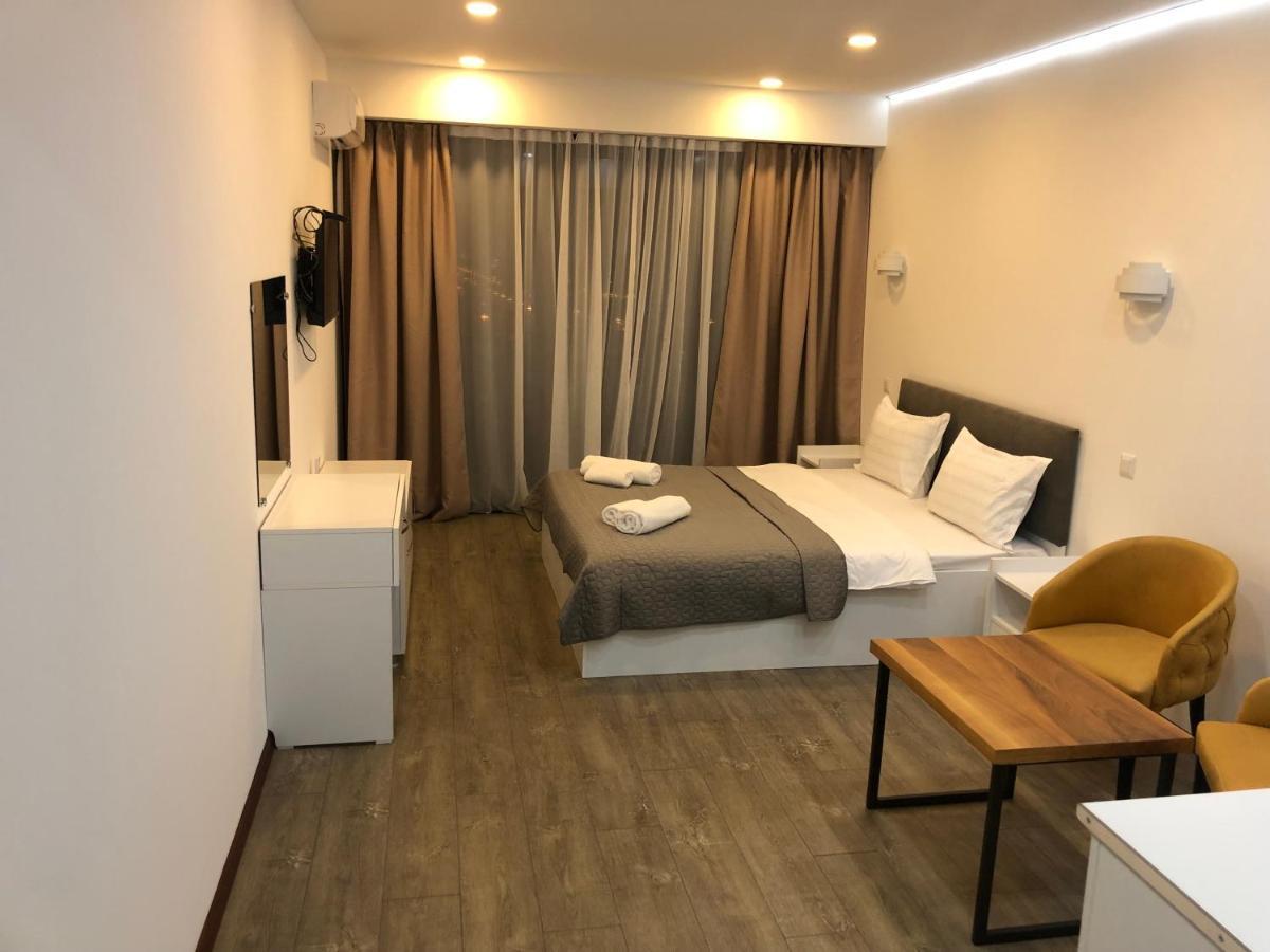 Panorama Beach Tower 巴统 外观 照片